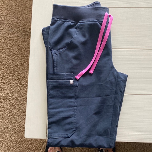 Figs Pants - FIGS CARGO PANT